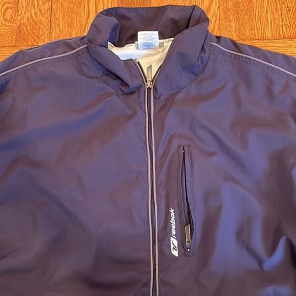 Y2k insulated reebok jacket - Picture 2 of 6